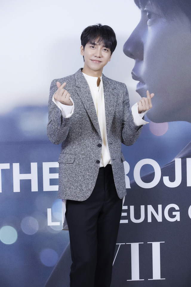 가수 이승기가 17일 정규 7집 ‘THE PROJECT’ 발매 기념 온라인 기자간담회에 참석했다. / 사진=후크엔터테인먼트 제공