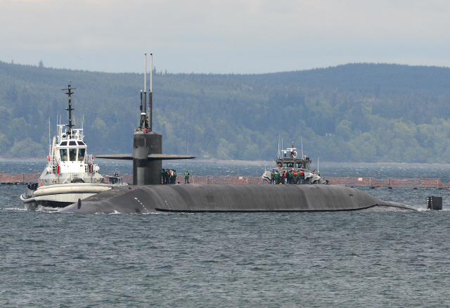 미국의 핵 잠수함 앨라배마함이 워싱턴주 키챕 뱅고어 해군기지에 정박해 있다.        /사진 제공=미국 국방부