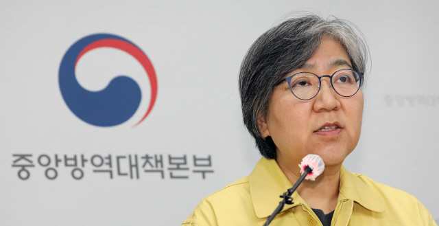 정은경 '내주 일일 1,000∼1,200명 확진자 나올 듯... 굉장히 엄중'