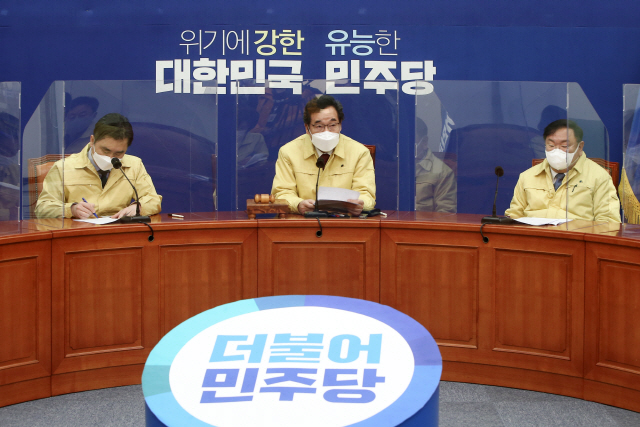 민주당 지도부 '한국 경제 회복세 뚜렷...혁신성장 입법 나설 것'