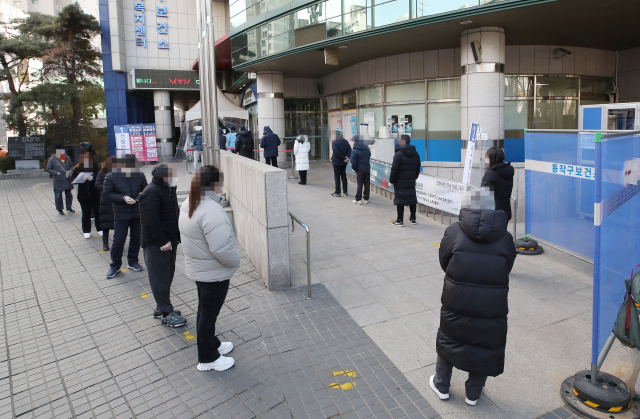 서울시 코로나 확진 후 사망률 1% 이르렀다…12월 한달 간 사망자 114명 급증