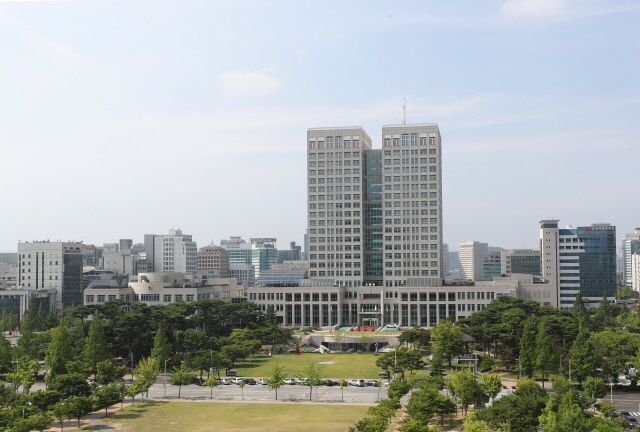 대전시 서구 둔산동에 자리잡고 있는 대전시청. 사진제공=대전시