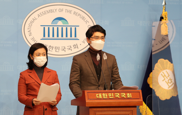 국민의힘, 가세연 '성폭행 의혹' 김병욱 관련 긴급비대위 연다