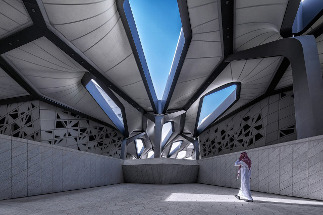 자하 하디드가 설계한 사우디 아라비아의 압둘라국왕석유연구조사센터./사진출처=위키피디아