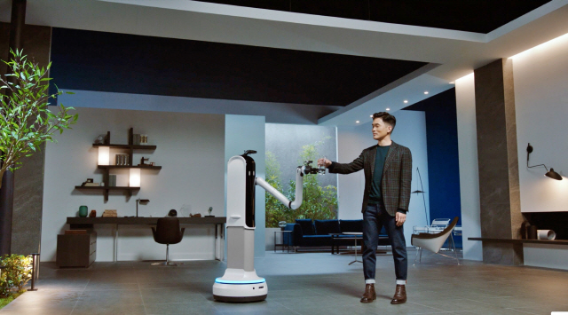[CES 2021]AI 트레이너에 로봇이 집안일…삼성 '보다 나은 일상으로'