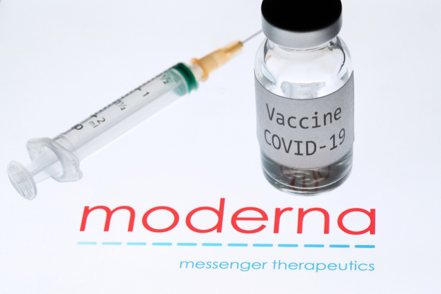 미 FDA가 긴급사용 검토 중인 모더나의 코로나19 백신./AFP 연합뉴스