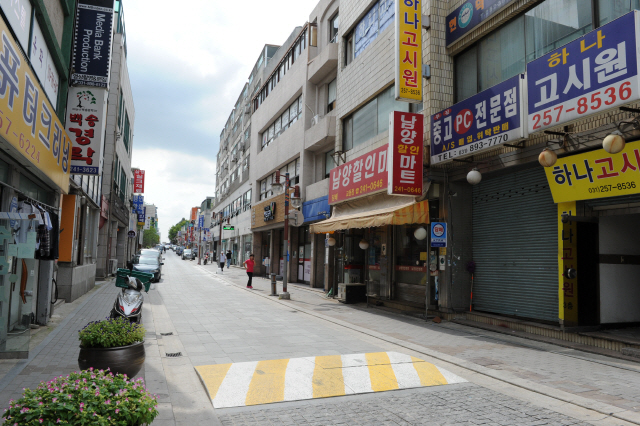 한때 젊음의 거리였던 수원 남문로데오거리 모습. /사진제공=수원시
