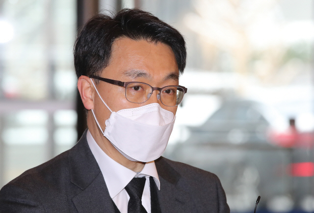 [단독] 판사 김진욱의 뇌물사건 '법정구속' 판결, 공수처 첫 단추됐다