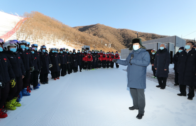 시진핑, 동계올림픽 개최지 시찰…올림픽 정상 개최 자신