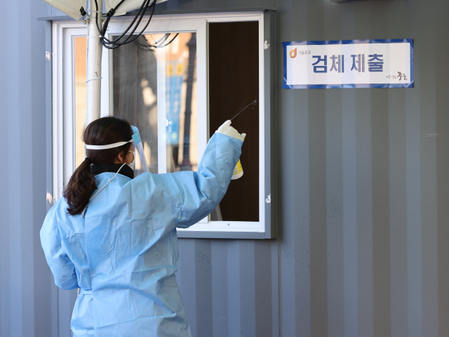 서울 신규확진 127명…전날보다 12명 늘어