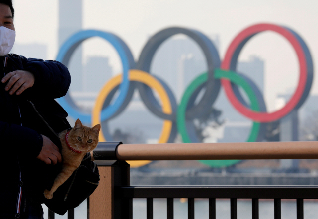 무관객 개최도 손실만 26조…도쿄올림픽의 운명은