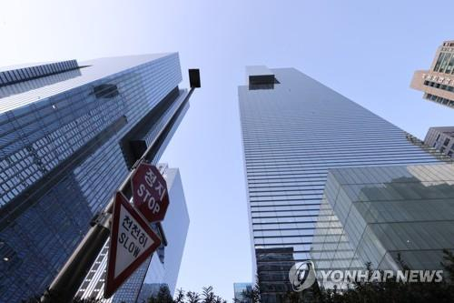 준법위, 삼성 CEO 첫 상견례…재판부 지적 실효성 강화 어떻게?