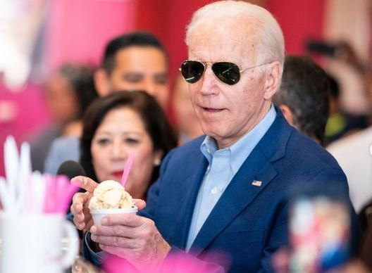'바이든, 초코칩 아이스크림 좋아해'...백악관 대변인, 국민들과 질의응답