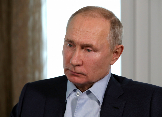“푸틴, 건강 문제로 사실상 권력 이양 시작” 우크라 정보국 주장
