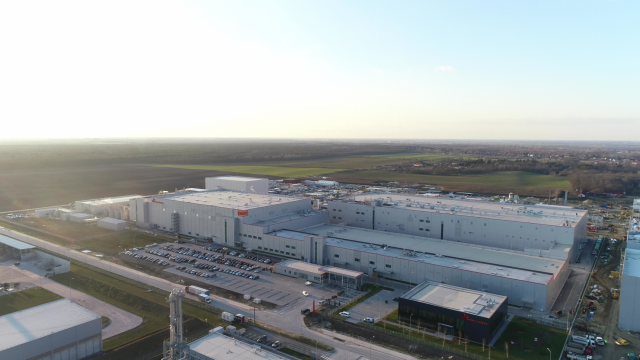 SK이노베이션의 유럽 배터리 생산 거점인 헝가리 코마롬 공장 전경./사진 제공=SK