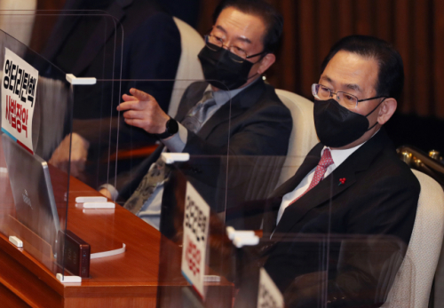 국민의당 “임성근 탄핵 반대…김명수 뒷거래로 성사”