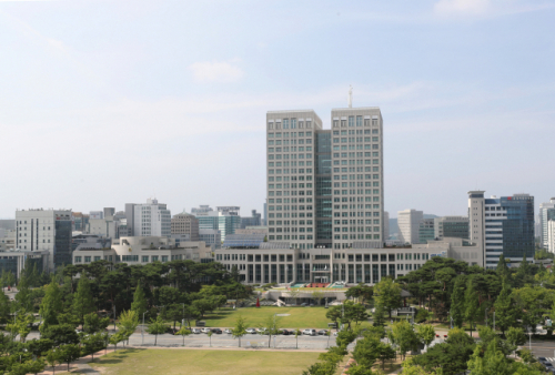 대전시 서구 둔산에 자리잡고 있는 대전시청. 사진제공=대전시