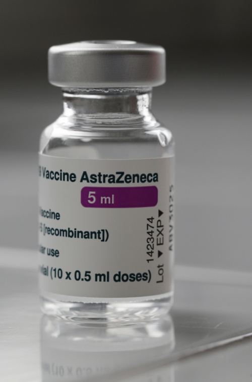 예방효과 겨우 10%? 계속되는 아스트라제네카 백신 논란