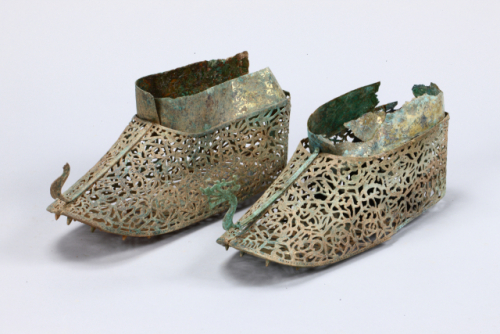 나주 정촌고분에서 출토한 백제시대의 금동신발이 보물로 지정예고됐다. /사진제공=문화재청