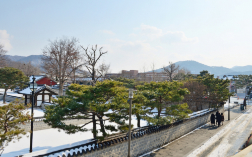 [休]700여 채 기와집 옹기종기...고즈넉한 조선 정취 품은 전주 한옥마을