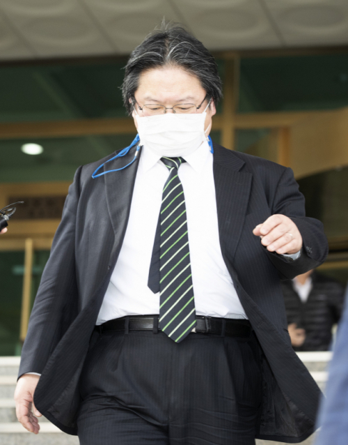 소마 히로히사 주한 일본대사관 총괄공사가 22일 외교부에 초치된 뒤 청사를 나서고 있다. /연합뉴스