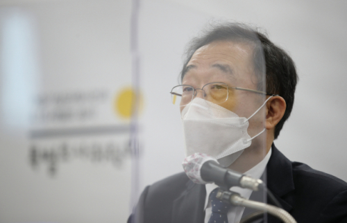 문호승 사참위 위원장 '환경부가 가습기살균제 조사 중단 요구...강력 조치 취할것'