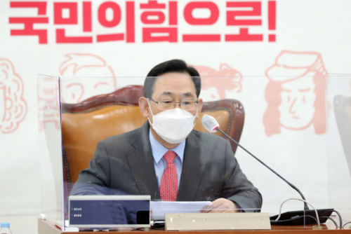 윤석열 사퇴에…주호영 '필요하면 힘 합쳐 법치주의 지킬 것'
