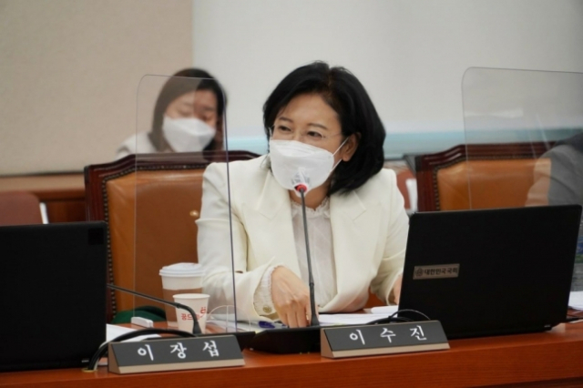 '안철수, 여성 의원들 인격모독' 직격한 이수진 '박영선 사과를 정쟁의 도구로'