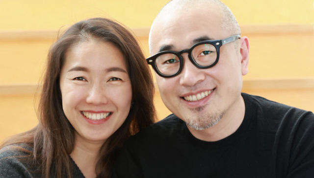 김봉진(오른쪽) 우아한형제들 의장과 부인 설보미 씨. /사진 제공=우아한형제들
