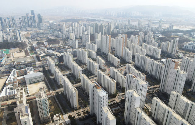 공동주택 공시가격이 지난해보다 70% 급등한 세종시 아파트 전경./연합뉴스