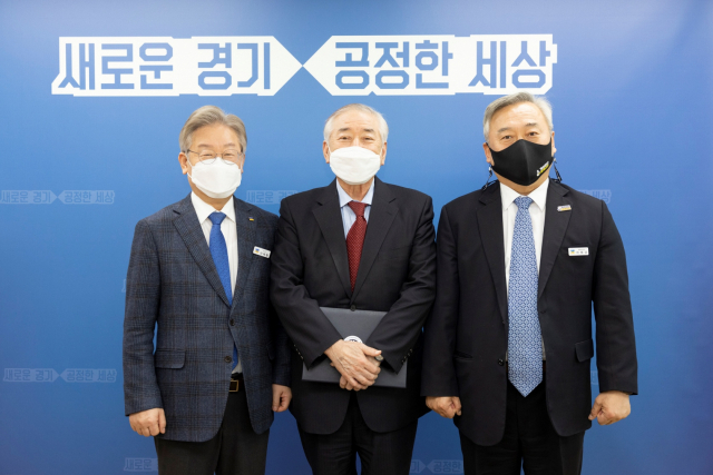 경기도, 국제평화교류위 공동위원장에 '문정인 세종연구소 이사장' 위촉