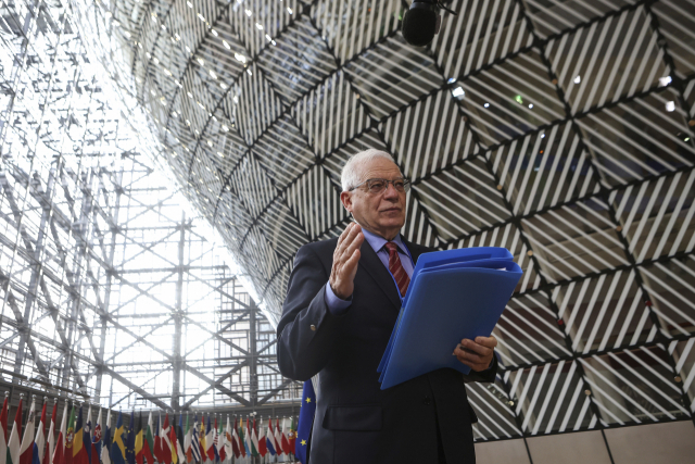 조셉 보렐 유럽연합(EU) 외교정책고위대표가 22일(현지시간) 벨기에 브뤼셀에서 회의에 참석하고 있다. /AP연합뉴스