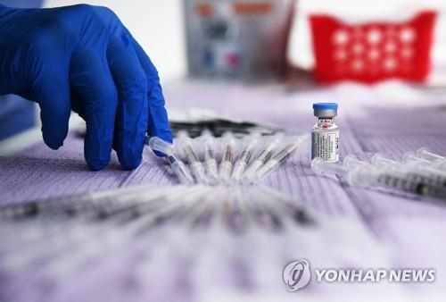 美 코로나 백신 접종, 하루 338만건…한국 총 누적 접종의 4배