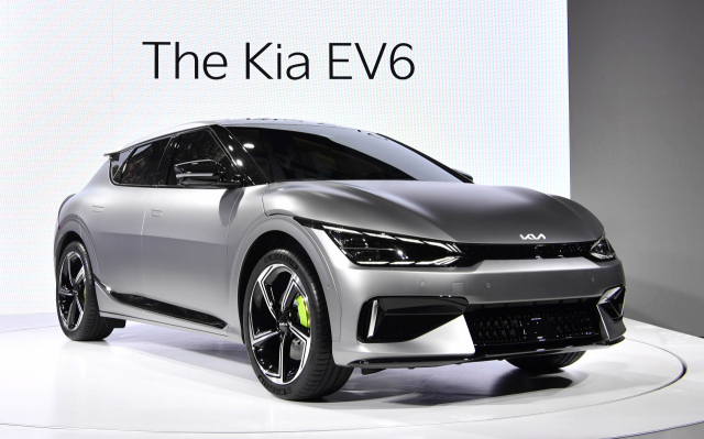 기아가 전용 전기차 EV 시리즈의 첫 모델 'The Kia EV6'를 공개했다. /사진제공=기아