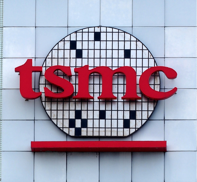 대만 TSMC공장 화재… 반도체 품귀에 ‘설상가상’