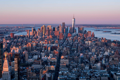 뉴욕 맨해튼. 집값 상승세에 맨해튼에서의 주택매매도 급증하고 있다. /AFP연합뉴스