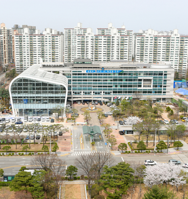 오산시청내에 설치한 버드파크 전경