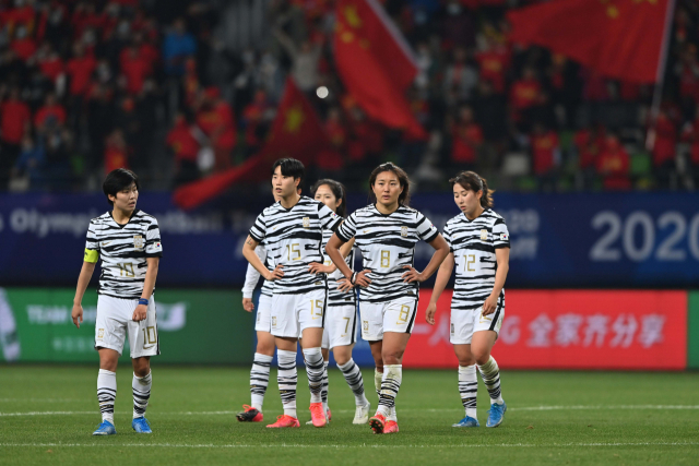 한국 여자축구, 접전 끝 중국과 2:2…도쿄올림픽 본선 진출 좌절