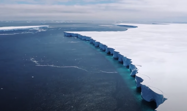 [영상]역대 최대 크기 빙산, 결국 사라졌다