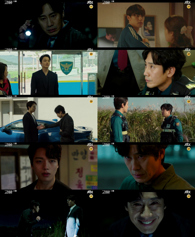 신하균의 얼굴이 클로즈업된 엔딩이 화제가 됐던 JTBC ‘괴물’ 1회의 주요 장면. /방송장면 캡처
