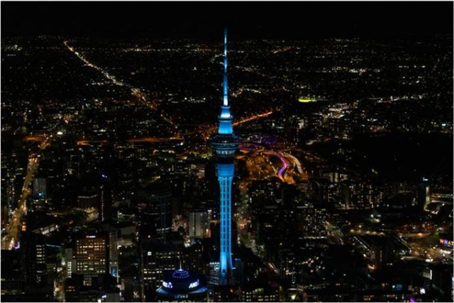 부산 상징색인 ‘블루'(Blue’ 라이트가 점등될 오클랜드 스카이 타워