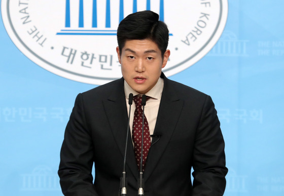 '박근혜 탄핵 잘못' 주장에…김재섭 '굉장한 패착, 법치주의 무시'