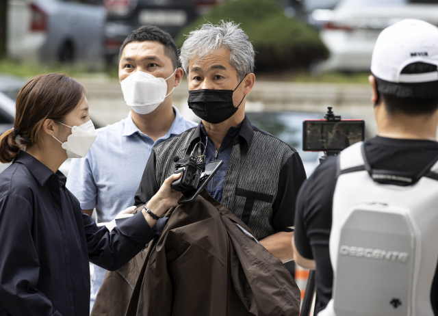 정창옥씨가 지난해 서초구 서울중앙지법에서 열린 구속 전 피의자 심문(영장실질심사)에 출석하고 있다./연합뉴스