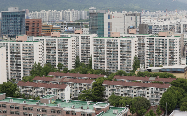 오락가락 정책…집 '팔라'는 거냐 '사라'는 거냐