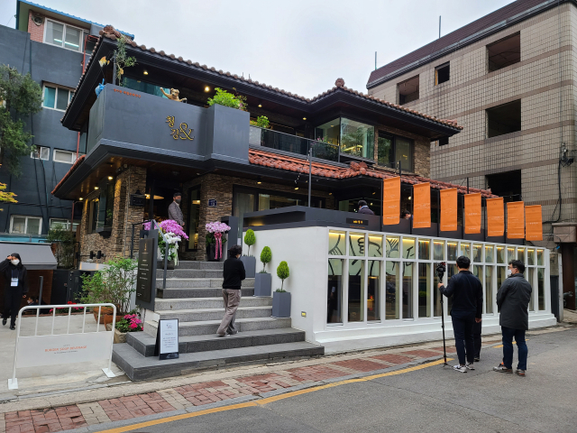 청강문화산업대가 서울 성수동의 카페를 리뉴얼해 문을 연 ‘청강&’ 전경. /사진 제공=청강문화산업대
