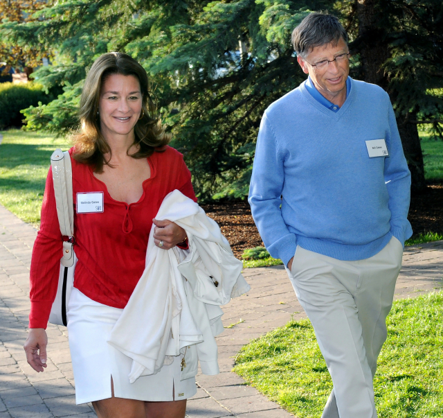 빌(오른쪽)과 멜린다 게이츠 커플. /EPA연합뉴스