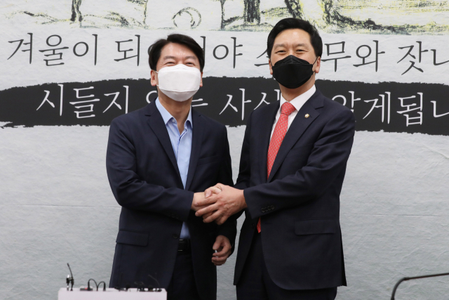 김기현·안철수 회동…합당, '서두르지도 미루지도 말자'