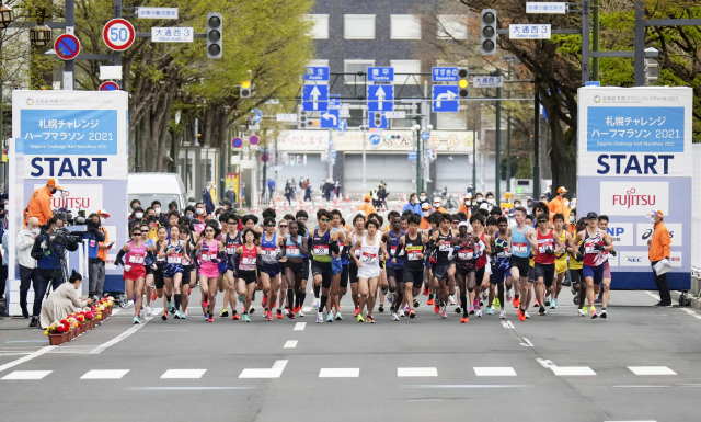 일본 코로나19 긴급사태 연장 전망…올림픽도 물건너가나