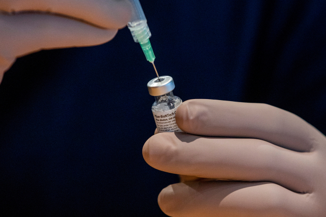 美 '백신 지재권 면제, 우리도 찬성' 전세계 공급 확대 길 열린다