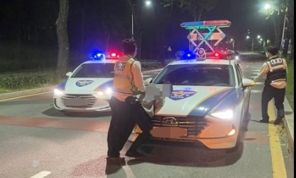 고속도로 음주운전 20대…경찰·시민이 추격해 검거